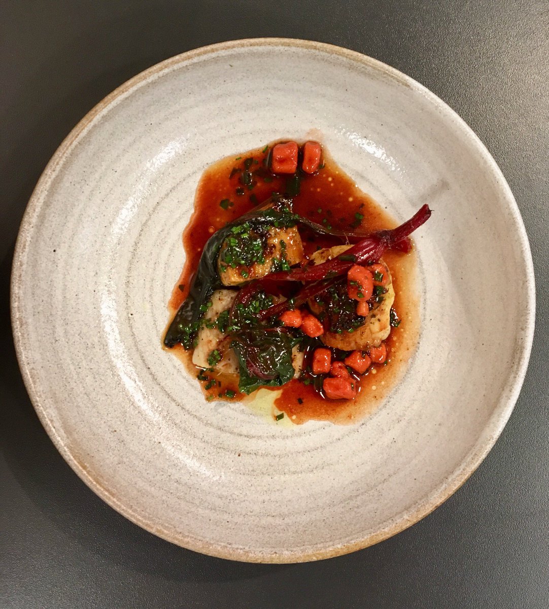 BradburysExeter's tweet image. Fabulous evening in the showroom tonight, discovering steam and steam combination cooking with @Miele_GB. @Svenhansonbritt created some delicious dishes for our guests. #InspiredbyMiele #steamcooking #ImmerBesser #Exeter