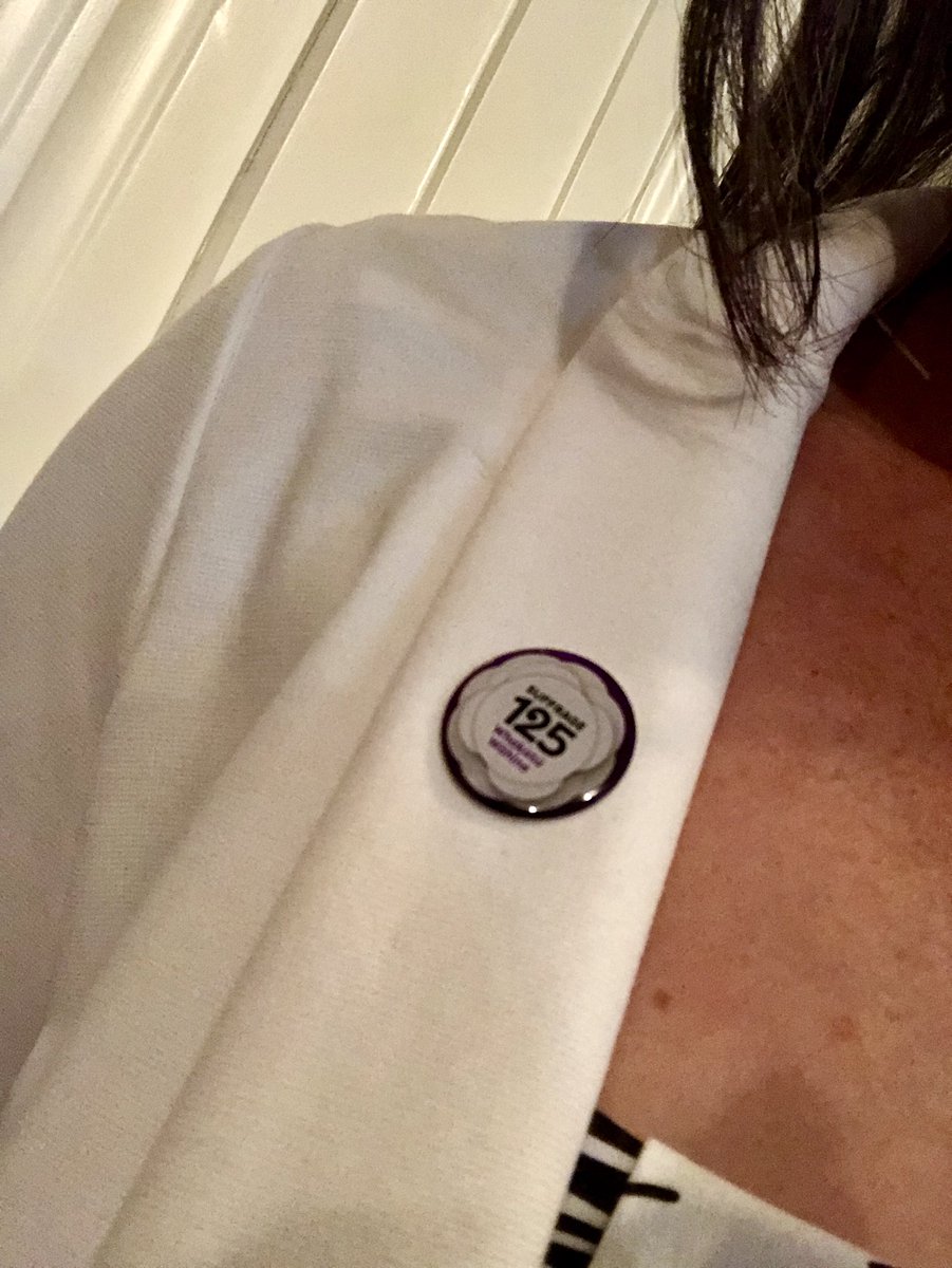 MarjaLubeck's tweet photo. At Government House. Beautiful place, lots of white and purple #suffrage125 #125launch https://t.co/5qPZnYYzr6
