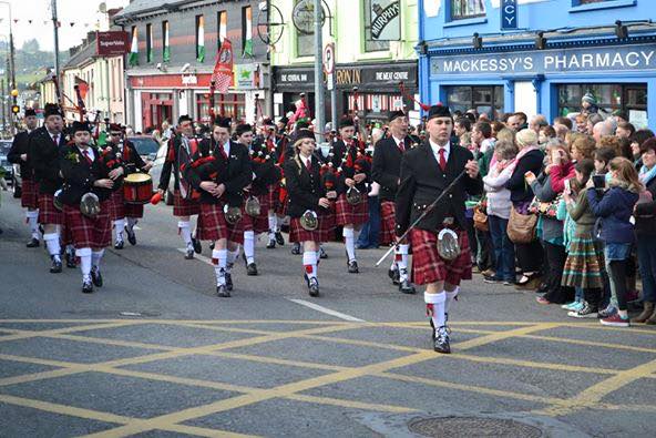 Pipe Bands gathering at #Mallow Castle on Easter Monday - goo.gl/k9z3WK <a href="/Corkcoco/">Cork County Council</a> <a href="/creativeirl/">Creative Ireland</a> <a href="/josephamadigan/">Josepha Madigan ⚖️✨</a> <a href="/CorkCountyArts/">Cork County Arts Office</a> <a href="/MallowArtsFest/">Mallow Arts Festival</a> <a href="/MallowFestival/">RacingHomeforEaster</a>