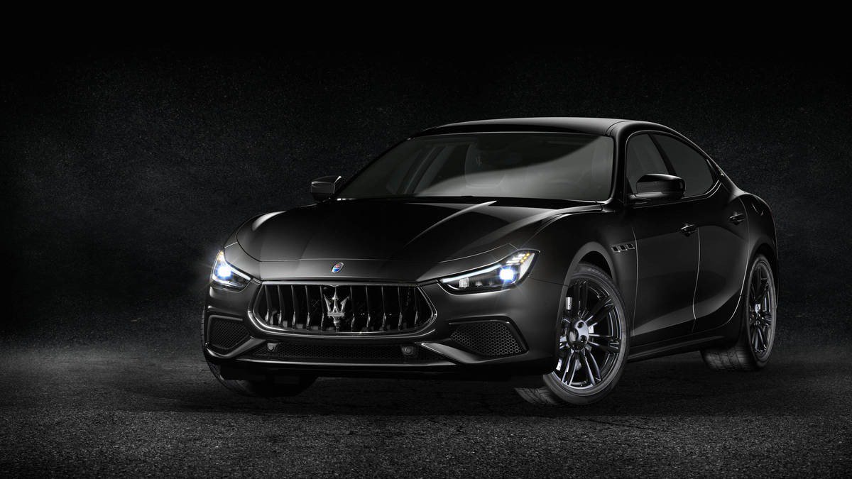 Maserati takes its whole lineup at Geneva motor show and paints it black bit.ly/2Fj0qze https://t.co/xKAvA92AMV