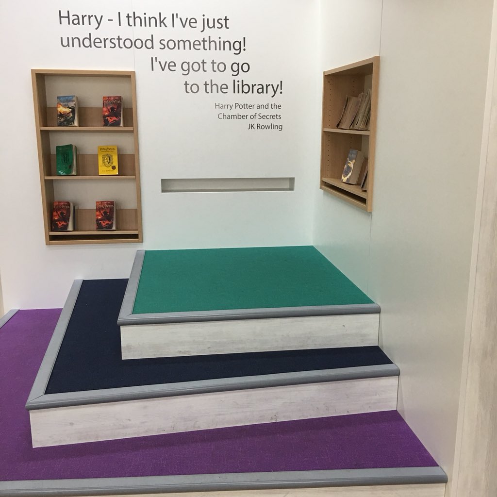 S_Wongle's tweet image. Children’s corner in #WansteadLibrary is so cute 😍📚📖 Gadgets have their place in education, but they’re no substitute for #books. I continue to support my #locallibraries. #bookworms #booklover #wanstead @RedbridgeLibs @DoMoreRed