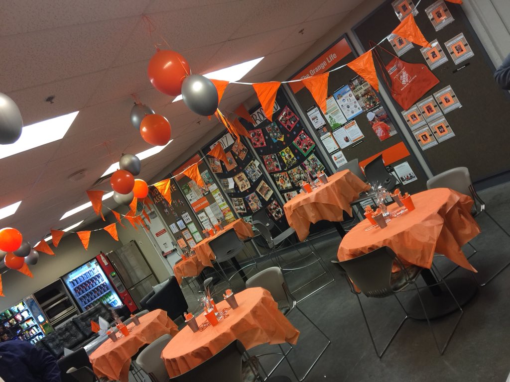 SimpkinsTess's tweet photo. Kicking off VOA 2018!!  #STR1552 #D166Proud https://t.co/sa9bRwjZDA
