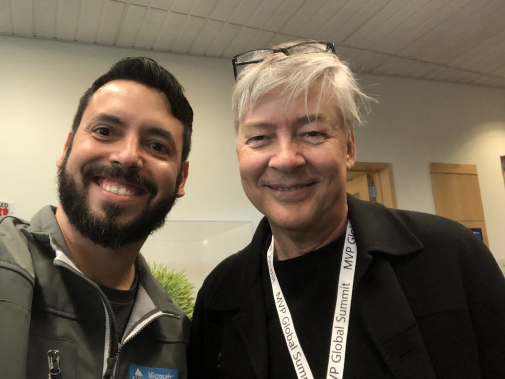 vcavalcante's tweet photo. Anders Hejlsberg, simplesmente o criador do c# (e do Delphi). Tieto mesmo. #soufã. https://t.co/DOqQfr0XD4