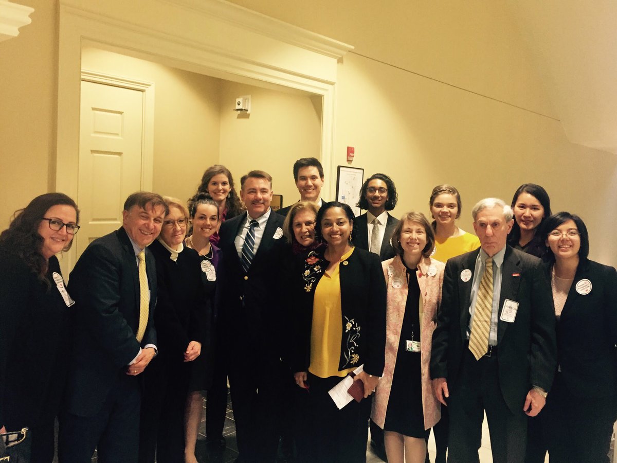 HealthyMaryland's tweet photo. That's a wrap! Thank you to our lead sponsor Delegate @JPenaMelnyk and everyone from our coalition working toward creating the Drug Cost Commission!! Together we can pass #HB1194 and address #RxStickerShock! https://t.co/mauv80Jd0b