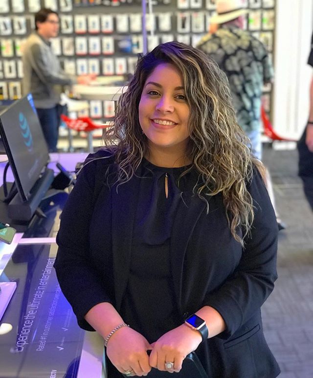 AtxMopac's tweet photo. Mopac would like to welcome our new ASM April Singh!!! We are so happy to have you! #mopacspeaks #atxnorthcentral #LifeatATT #hollandheroes #STXSpeaks https://t.co/1XeXOxbBke