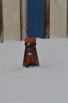 FerryBrewery's tweet photo. #BeastFromTheEast could not deter these two #FerryStout #GoodStuff! https://t.co/ObZHihAKul