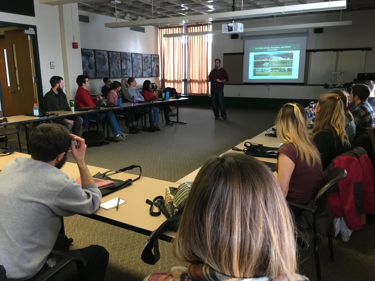 NYSDEC's tweet photo. The 26 members of the 2018 Excelsior Conservation Corps class learn about the 3 core partners:
- DEC
- NY Commission on National & Community Service
- NY State Parks https://t.co/wUzjBdx9a9