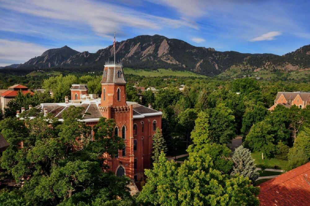 Best Colleges tweet media