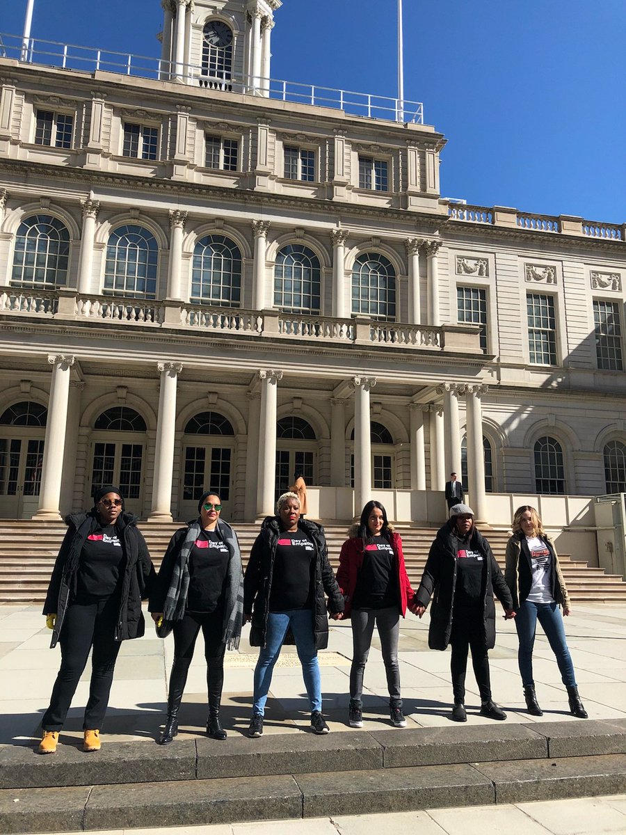 Incorrigibles0's tweet photo. This morning, a powerful group of women organized the #DayofEmpathy action at New York City Hall to stand with all incarcerated and formerly incarcerated women and girls. We are so grateful we had the opportunity to join them! #standforDignity #standwithHopeHouse https://t.co/fjEPMpxeAv