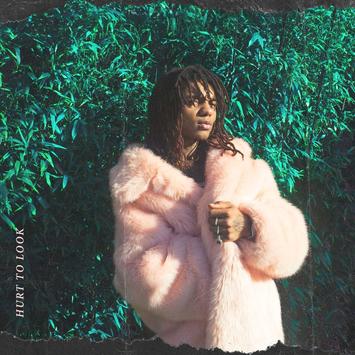 947's tweet photo. He has featured himself on his very own track but who's complaining? @MantsoePout's latest top tag belongs to @goSwaeLee ft. @RaeSremmurd. What do you think of #HurtToLook?
#947NightShow https://t.co/xPZlmvOJq7