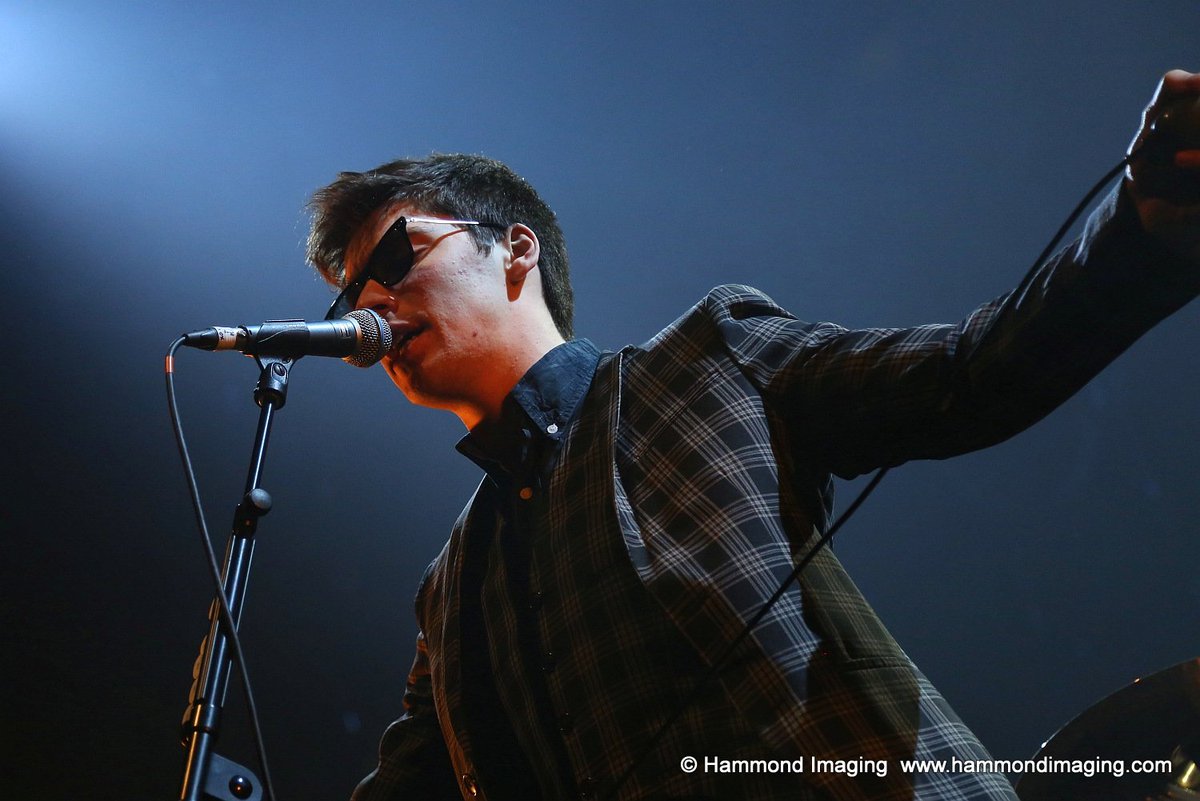 Hammondimaging's tweet photo. Supporting #PaulWeller at the #Nottingham #Arena, #TheStrypes from Cavan, Ireland with a dynamic set, packed with energy #music #rockmusic #Notts #photography https://t.co/K2hI3VqF65 https://t.co/28deRZU9YP