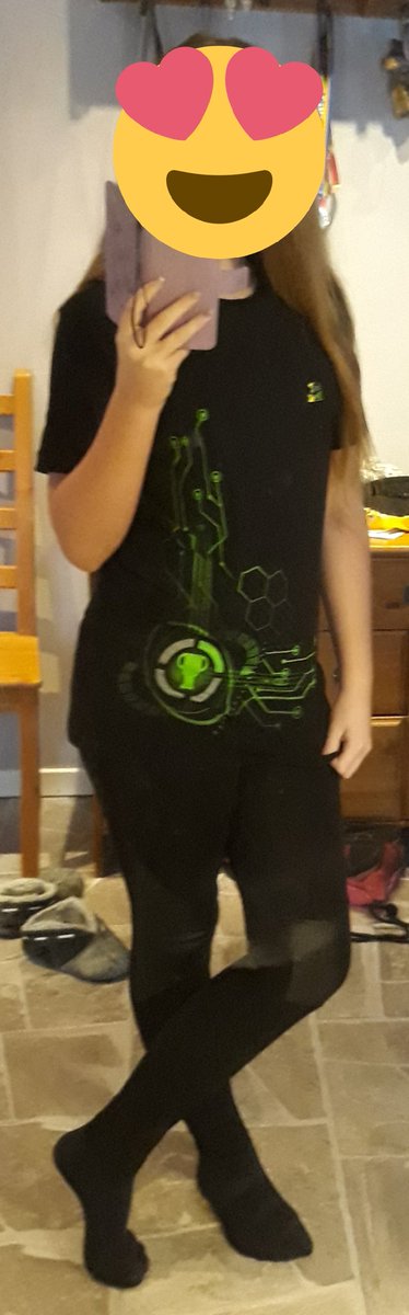 Lihandra4's tweet photo. @CordyPatrick @MatPatGT  donig homwerck ass I wach gtlive. #GTLIVE  and I wer my game theorists https://t.co/wLvCsJArSi