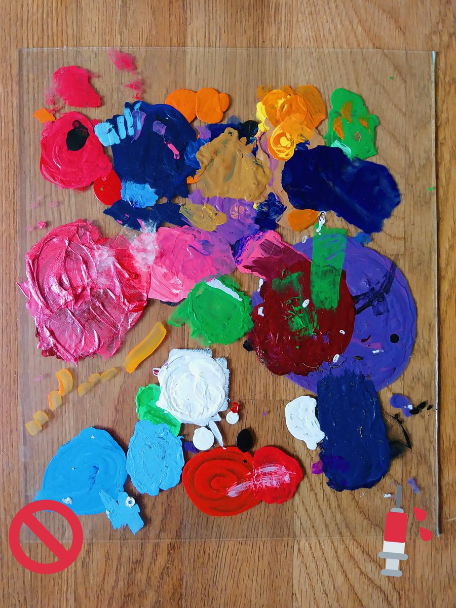 PepperJess's tweet photo. So long, dangerous paint mixing palette! #packingforamove https://t.co/TxeR8ca6qv