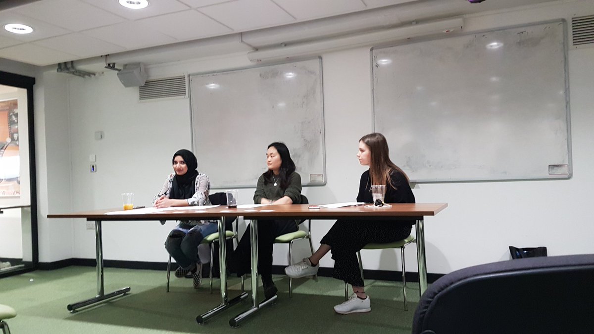 Grp_BEST's tweet photo. @wentingdang is invited for panel discussion organised by @UofGfemeng where the members are discussing about pros and cons of robotics automation and artifical intelligence. #Female_ in_ Engineering. https://t.co/HkCGHezcYA
