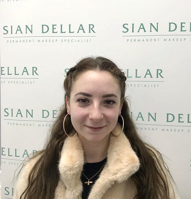 siandellar's tweet photo. Brand new brows created by the one and only Sian Dellar! Our lovely client Sammie after her top up appointment ! ❤️
#siandellar #microblading #eyebrowtattoo  #harleystreet #hairstrokes #cosmetictattoo #semipermanentmakeup #microbladingspecialist #microbladinglondon #beauty https://t.co/0ZrkoFeE4U