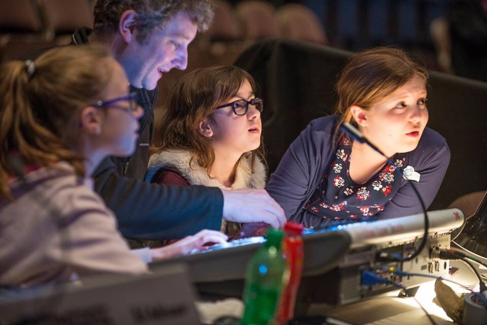 OrchestrasLive's tweet photo. Some photos from #OLsoundaround in #Carlisle where our audiences got to meet the @rpoonline try instruments and take part in the performance. Join us on Sat 10 Mar in #reading for our next relaxed family concert @BMaestros @ClassicalRdg https://t.co/fZs7An0Nre https://t.co/6vjWQD5mIn