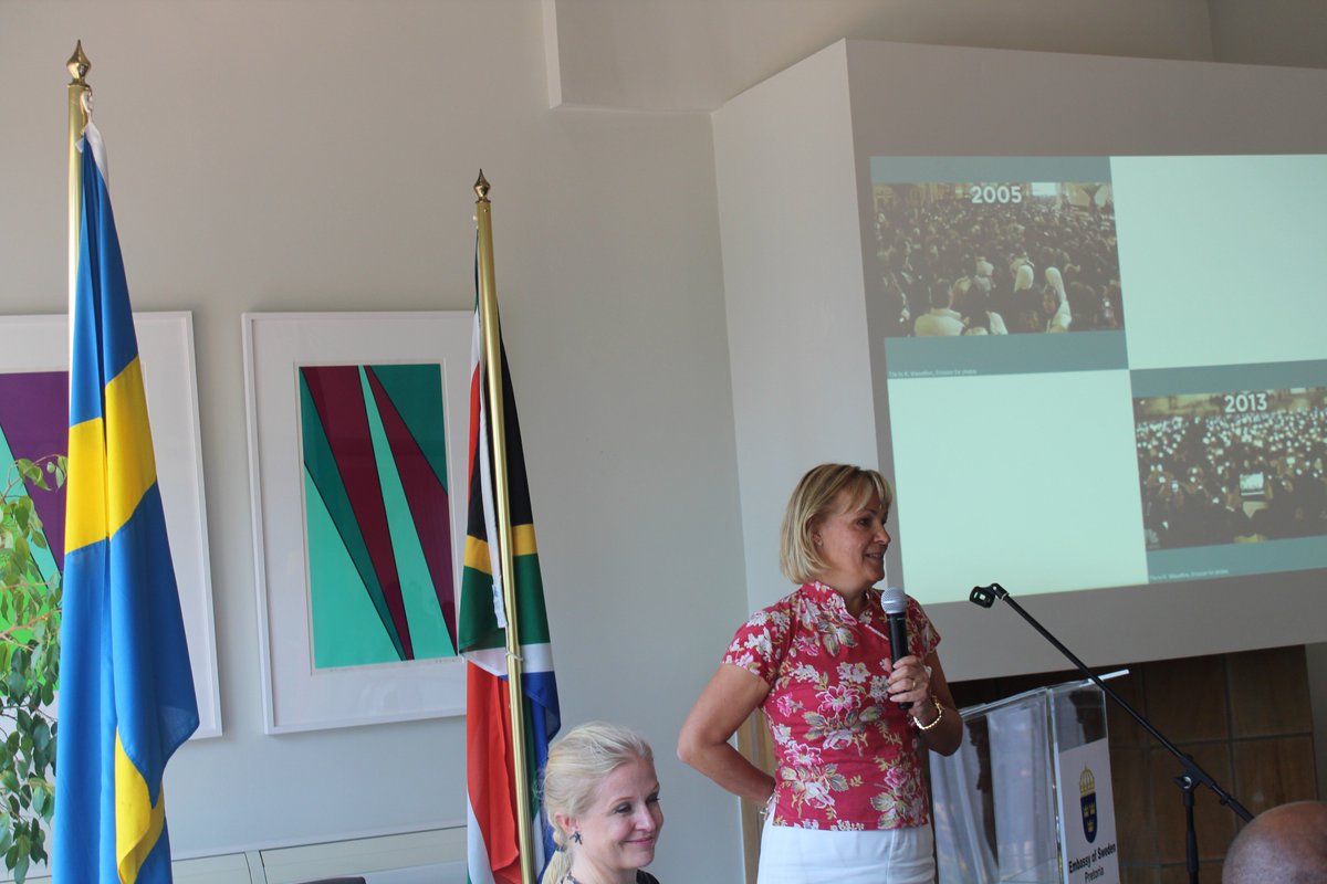 reacoda_'s tweet photo. We were attending a workshop on digitalization-led SMME Development hosted by @SwedeninSA and @DtpsZA.  This was also an official Partneship signing between @Geekulcha and @UniversalAvenue which will help small businesses in digitalizing their services and product offering https://t.co/OGdvxQeFNv