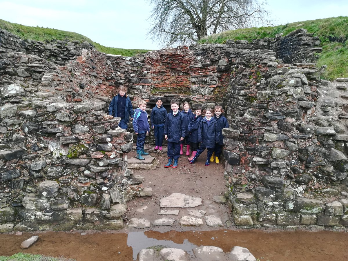 TockingtonManor's tweet photo. Year 3 visited Caerleon Roman Amphitheatre and Roman Barracks #happydays #greatschooltrips 😃😃 @tockington_manor_school https://t.co/tTRDuZbwGr