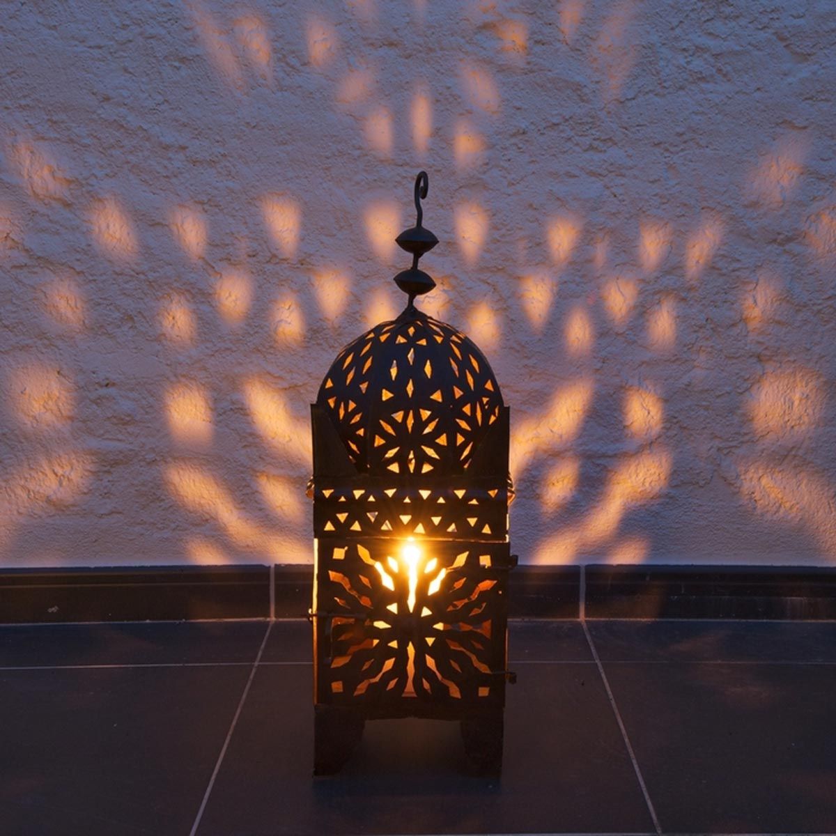 HomeLighting101's tweet photo. 14 Outdoor #Lighting Trends for 2018 https://t.co/ih0wjvvx86 #HomeDecor #InteriorDesign https://t.co/eK0Xd7316E