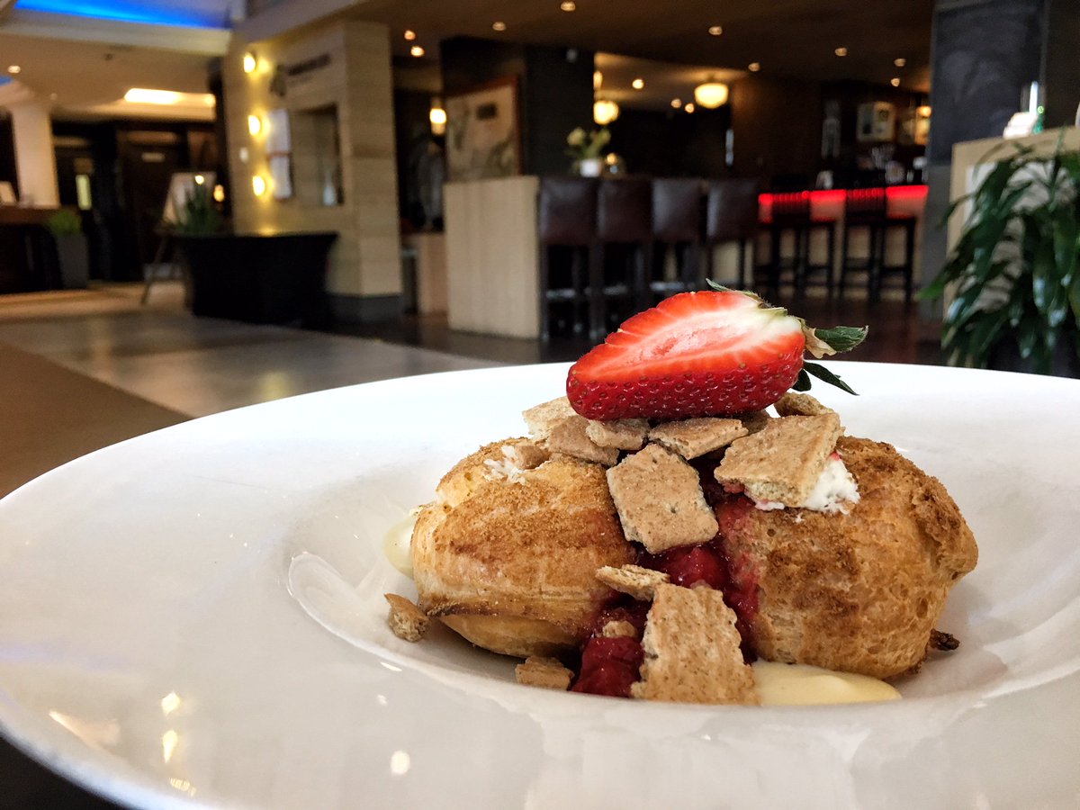 harbourcityhfx's tweet photo. New. Dessert. Menu. Get one (or all!) tonight. 

#DowntownHalifax #DestinationHalifax #Halifax https://t.co/SmeWNOA7su
