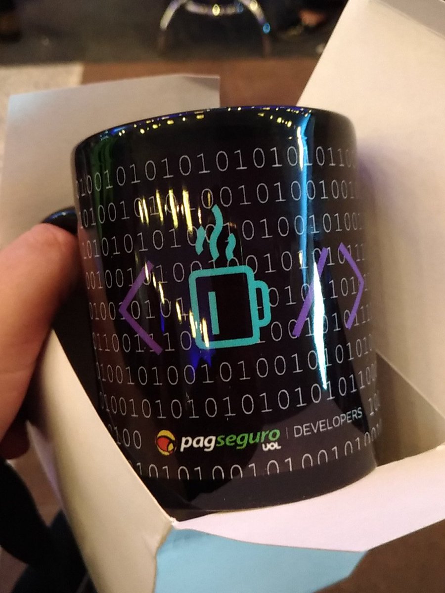 MiguelSoaresBr's tweet image. #PHPx2018 prêmio @pagseguro