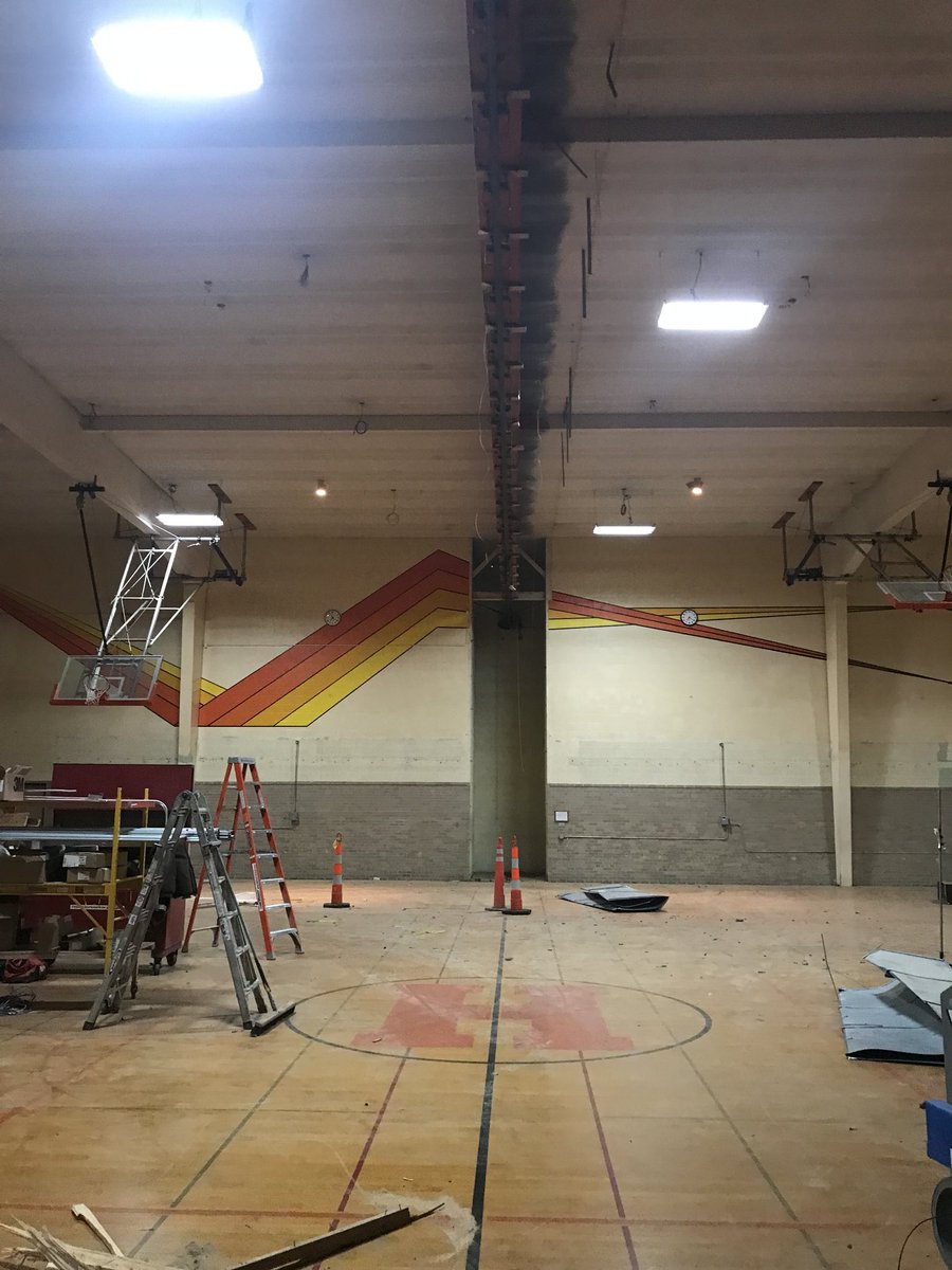 HUHS_Athletics's tweet photo. Small gym update. Divider and bleachers have been removed. In the process of removing the floor. https://t.co/FdU9kRy8Uw
