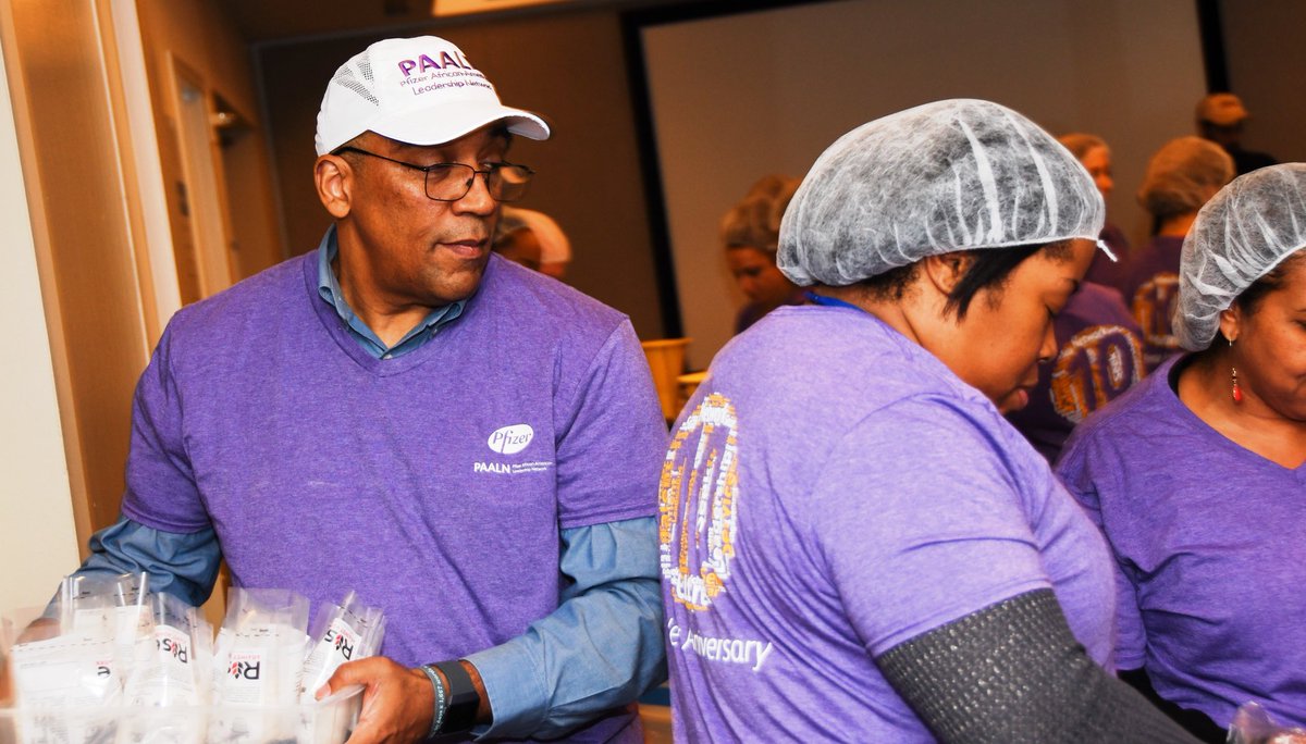 pfizer's tweet photo. Pfizer’s African-American Leadership Network (PAALN) celebrated #BlackHistoryMonth with a Day of Caring in support of @Rise2030, assembling  >77K meals for those facing hunger around the world 🌎. Thank you to our Hunger Champions! 💙 https://t.co/iJ0PliRuVu