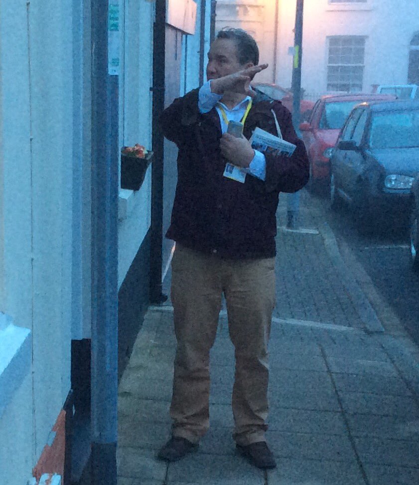 adair1524's tweet image. Busy #LibDem @portsmouthld campaigning today #LibDemdoorsteps #LocalAction #LocalIssues #LocalAction #Southsea #StJudeWard #CentralSouthseaWard #community #Speedwatch #WorkingHardAllYearRound #LotsOfSupport