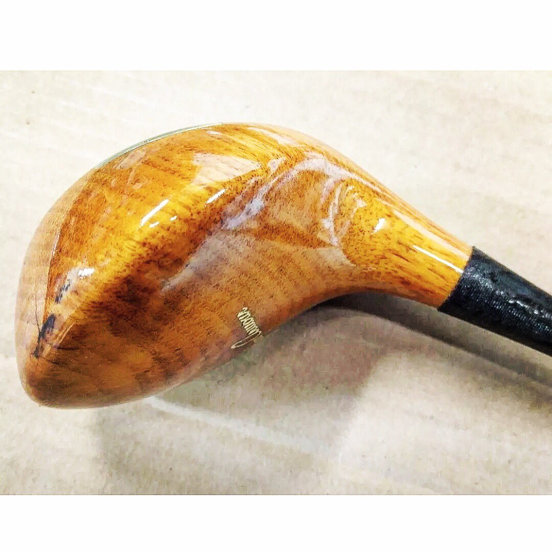 cestino_jacobo's tweet photo. Adquisiciones Vintage... para exponer o para jugar???? 

#golf #vintage #persimmon #macgregor #tommyarmour #cleveland #truegolf #classic https://t.co/BoyVuw6mGj
