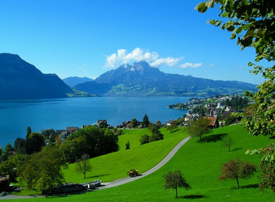 виды швейцарии. виды швейцарии. обвальден швейцария. швейцария осень лаутербруннен. свизерленд швейцария.