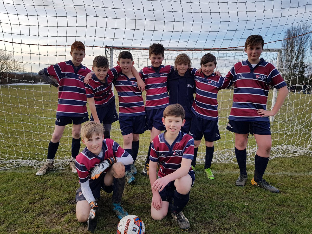 Well done to the 4 KLB Y7 teams who played Marling's 3 teams tonight. The As won 6-2 whilst the Bs impressively won 9-0. The C &amp; D teams shared a game, losing 2-5. It was fantastic to see so many KLB pupils playing football tonight - well done to every player involved! #KLBsport