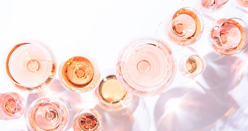 Ooo, pink. Rosé might be the hottest drink on the market right now and cider is ALL about it. Here's 9 to try now.  cidercraftmag.com/2018/03/06/thi… #rosecider #roseallday #drinkcider #pickcider