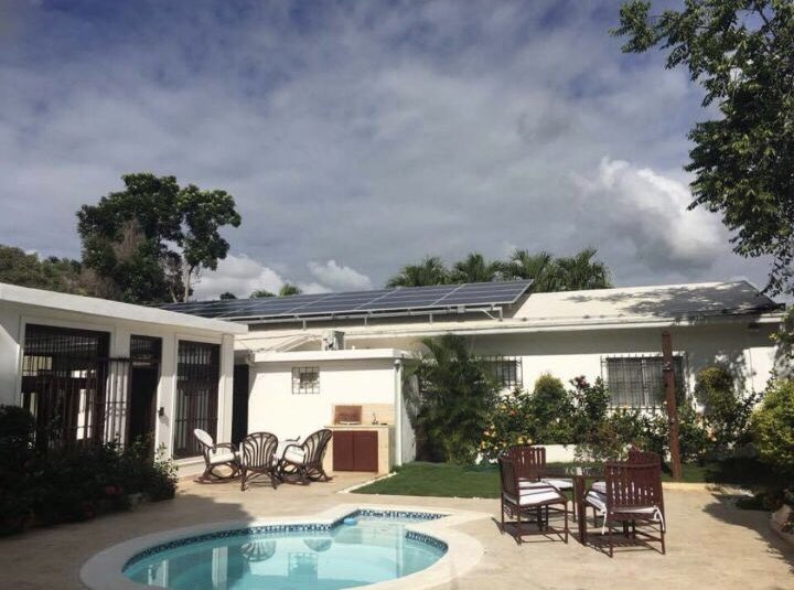 RaasSolar's tweet photo. Un proyecto concluido es sinónimo de un cliente satisfecho y un hogar que produce energía limpia. #RAASSOLAR #SolucionSolar #ElSolSaleParaTodo https://t.co/HsQcYMqytN