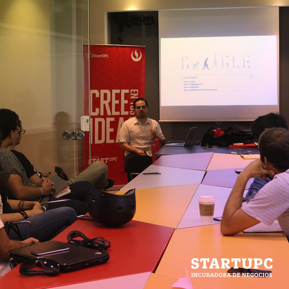 StartUPC tweet media