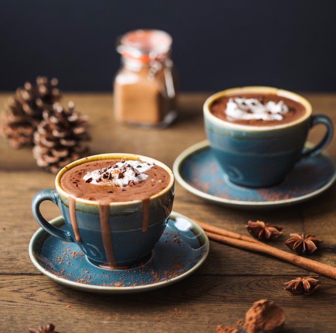 Belovedates's tweet photo. With all the cold weather we’ve had, there’s no better way to keep warm on the inside than with this decadent Spiced Almond Milk Hot Chocolate 🍫 ☕ 
#femalefirst #beloved #dates #datelicious #tasty #treats #guiltfree #decadent https://t.co/nfGN5UiblR