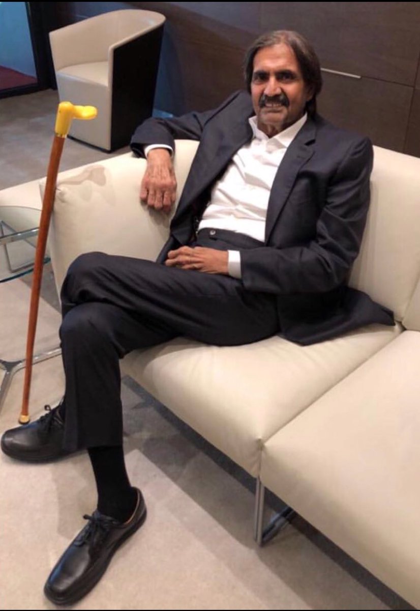 ALThani_M's tweet photo. سمو الأمير الوالد الشيخ #حمد_بن_خليفة وسمو الأمير الشيخ #تميم_بن_حمد أثناء حضورهما مباراة #ريال_مدريد_باريس_سان_جيرمان 🇶🇦
اللهم احفظهم بعينك التي لا تنام 🙏🏻
الوطن والأمير 🇶🇦❤️ https://t.co/JhiYbnfxAY