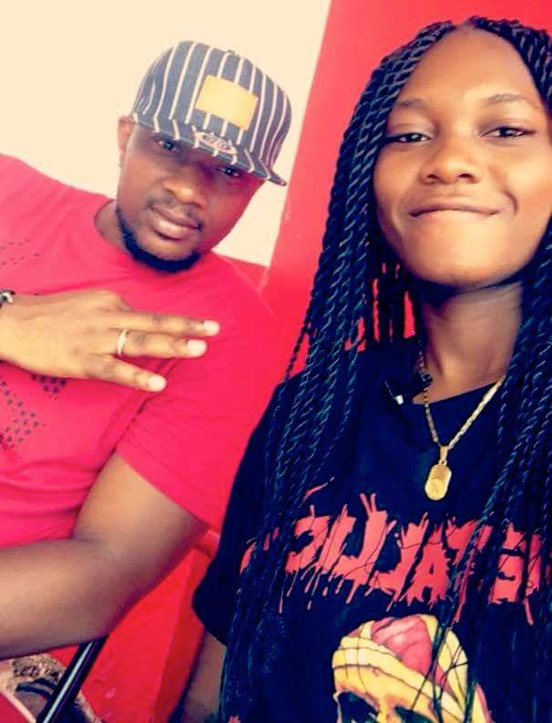 ozoneafrikbamba's tweet photo. Je reçois la jeune Rappeuse ANDY'S  @Ta_rappeuse ce samedi 10 Mars à 13h45 sur RTI2 (Canal 202) @RTI_Officiel dans @100_100hiphop https://t.co/ceCL17j8As