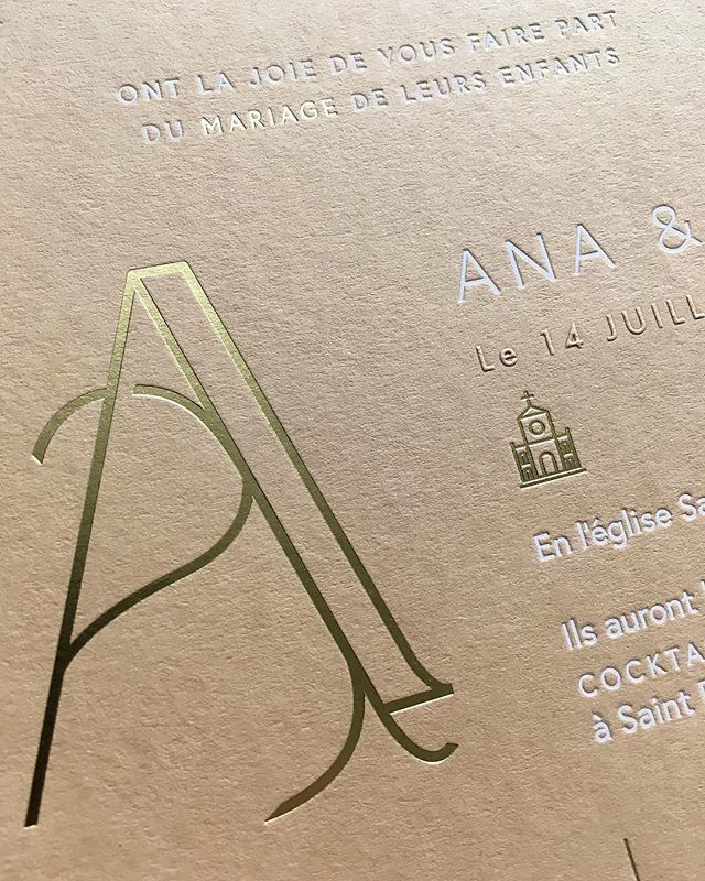 studiopression's tweet photo. White foil, matte gold foil and blind emboss on Colorplan Stone.
.
Designed by @rouxrouxroux
.
@colorplan_papers
@papiersprocop .
#foil #emboss #colorplan #wedding https://t.co/3ESltO9TaP https://t.co/KPq9FqjupU