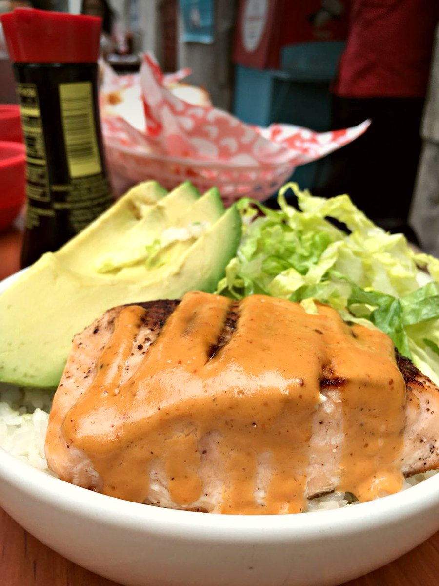 oni_mx's tweet photo. ¿Se puede ser más perfecto? 🤤🔝  ¡Prueba nuestro Don de salmón! https://t.co/do5ojhy58s