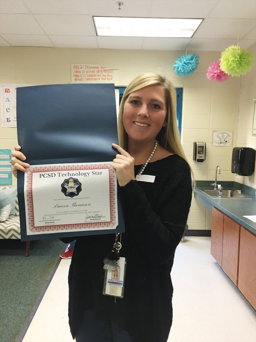 jbartonPCSD's tweet photo. Congratulations to our new #PCSDTechStar teacher, Lauren Thomason from Dugan Elementary! She uses #edtech to #EngageInspirePrepare https://t.co/5vPwg7JIeK