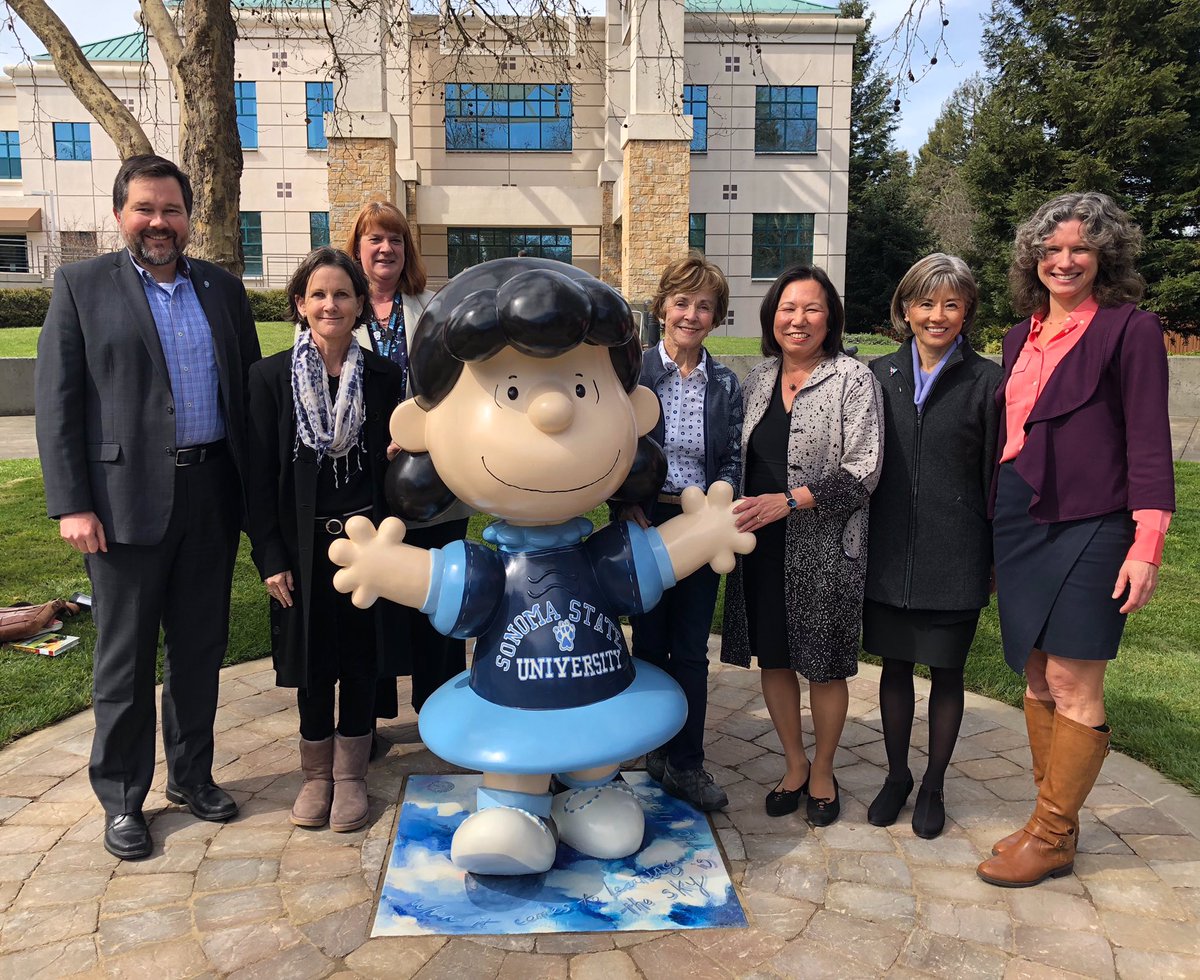 JudySakaki's tweet photo. Today we unveiled Noma Nation's newest member, Lucy! Welcome home 💙 https://t.co/621DHba7p7
