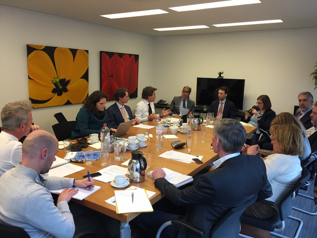 WLEQuaedvlieg's tweet photo. Mooie levendige meeting met #MKB Platform EU in Brussel over EU MKB agenda #EESC #UEAPME https://t.co/c0FXvfWYE9