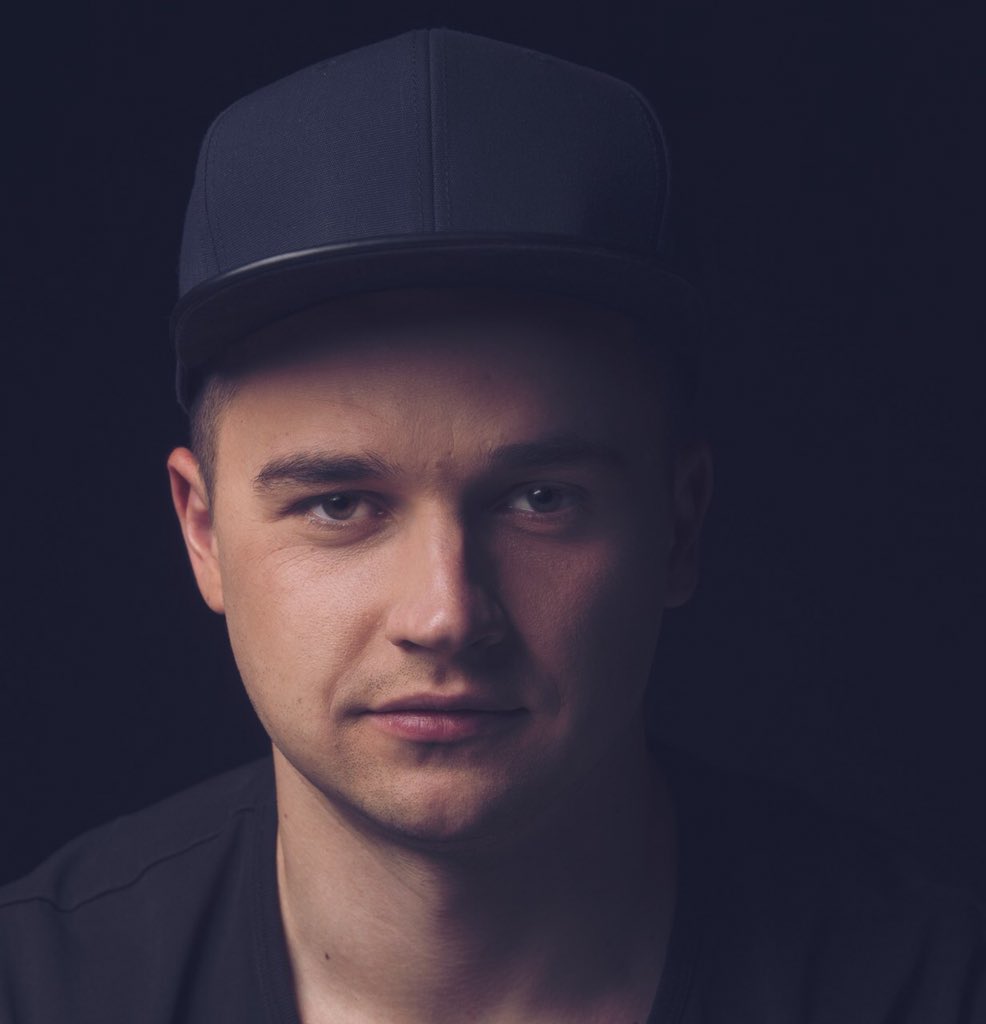 showlandrec's tweet photo. A collab you can’t miss! @dmitryenman feat. @brittanymcquinn - Close To Me 👉🏻 MARCH 9 / MIAMI 2018 COMPILATION 

https://t.co/9FD5CNRLTg https://t.co/r9Co8NKhvX