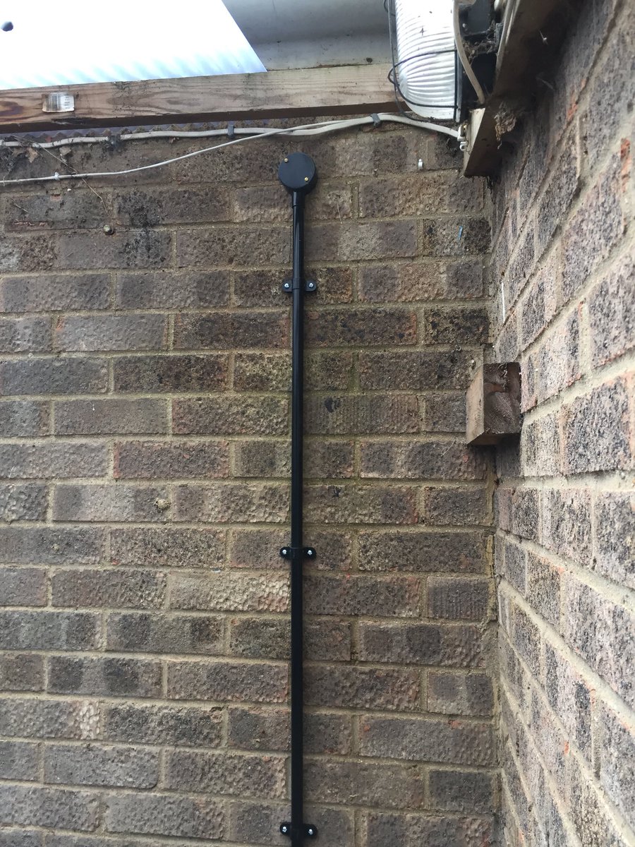 SRGELECTRICAL's tweet photo. Another 3 x @RolecEV units installed today for @bmm_energy in the London, Kent and Lincoln. SRG remain a continued partner of many EV company’s to deliver installation, Maintenance and breakdown. SRG Electrical is a name you can trust @OLEVgovuk @evcsolutions @ApiElectrical #ev https://t.co/9Ph4wr07hy