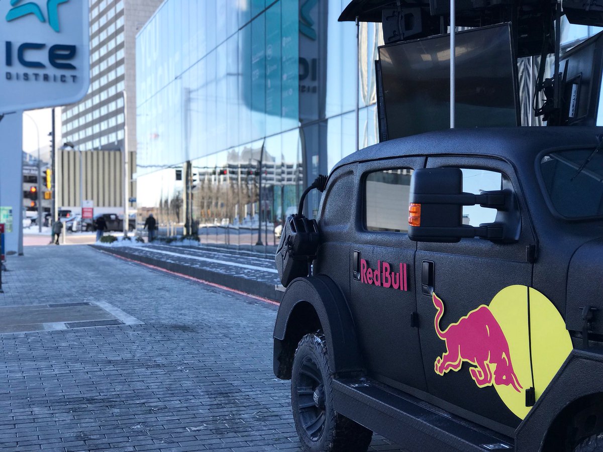 IceDistrict's tweet photo. Thank you to the #RedBullCrashedIce team for bringing their pop-up shop to #EdmontonTower this afternoon! We can’t wait for the event to get underway this Friday! 👊 https://t.co/6XqP4q8Ytl