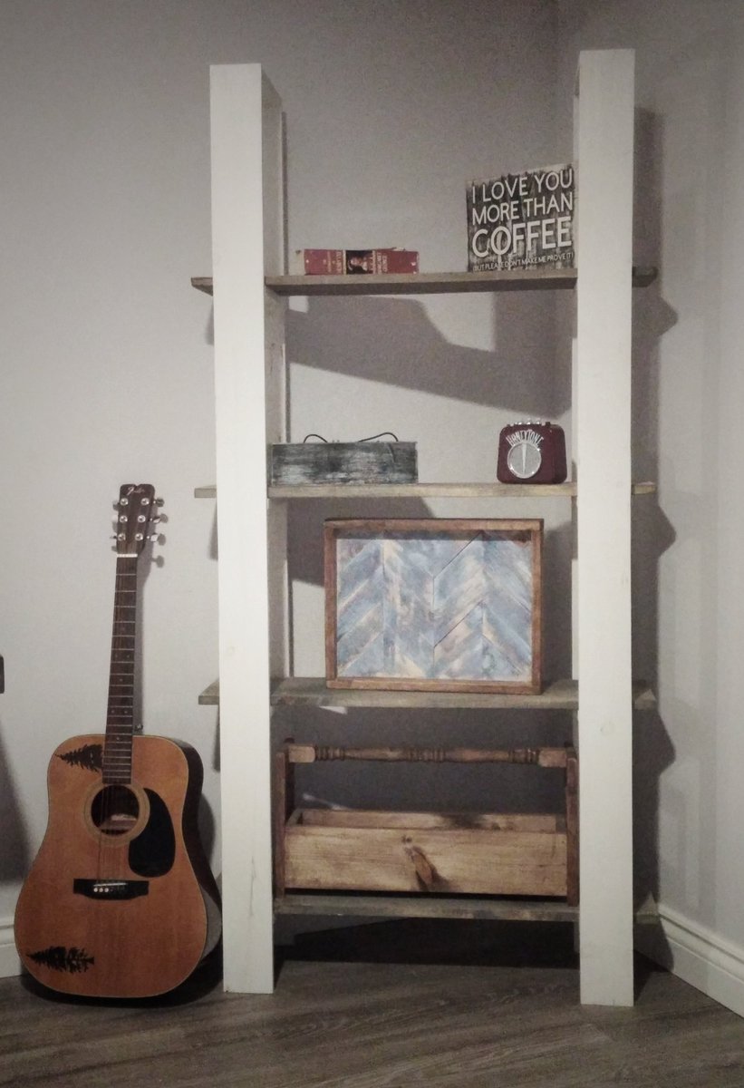 justabitknotty's tweet photo. #justabitknotty #homedecor #hairpinlegs #woodworking @RustOleum @MinwaxCANADA https://t.co/YGWRtYXxJc