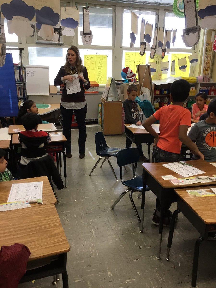 Thank you @MrsPallitto for being our special guest from @IselinMiddle ! Reading Bartholomew and the Oobleck and making oobleck with us. So much fun for Dr Seuss week! #firstgrade #DrSeuss #oobleck @KPS24Wildcats