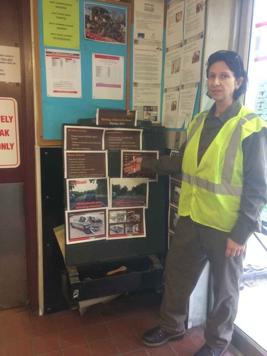 Jen Woods Baltimore Feeder CHSP committee member talks with feeder drivers about Tier 3 crashes HOIR and using proper following distance.