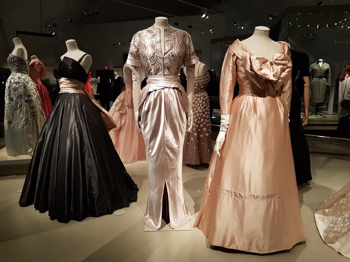 tnrover's tweet photo. Oh là là! What a gorgeous #ChristianDior exhibit at @ROMtoronto #dresses #shoes #jewellery #stylegenius https://t.co/QAtx1zCUAJ