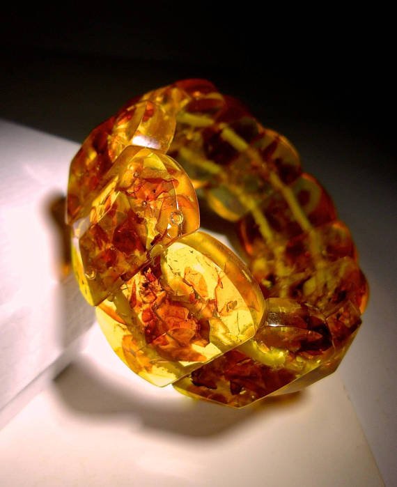 renaissancefai's tweet photo. https://t.co/x7jm7HEM6q
#bracelet #amber #pressedamber #stretch #balticamber #large #chunky #honeyamber #vintage https://t.co/XbBCPo9jF3